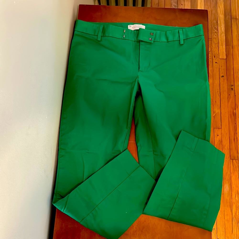 GAP slim cropped pants 💚
